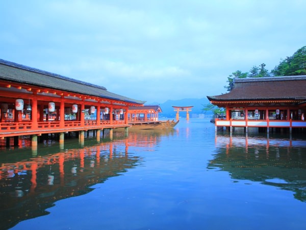 Itsuku-shima Shrine