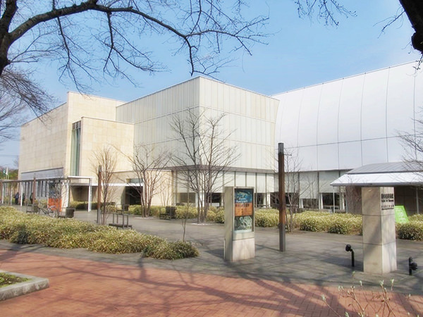 Fuchu Art Museum